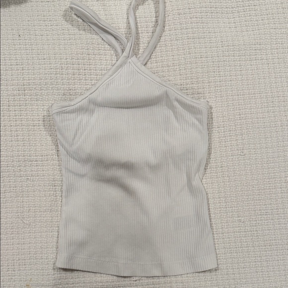 Old Navy Tops - old navy criss cross cropped tank